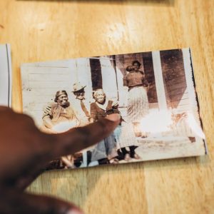 -IMG_7182_MOSSVILLE_NOV13_PHOTO_6D_CARD2_JACKSON_FAMILY_ERICA_FAMILYPHOTOGRAPHY_MOSSVILLE_FISHERS